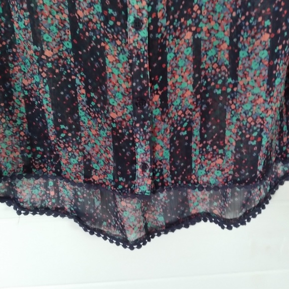 🦋3/40 MUDD Button up Sheer Bobble Edge Top (L) - Picture 5 of 6